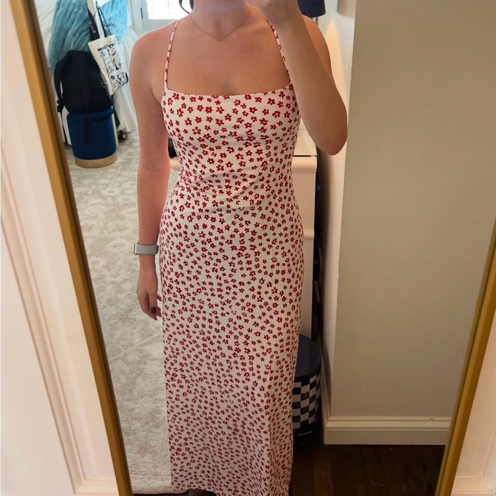 Commense Red and White Floral Maxi Dress - Picture 3 of 4